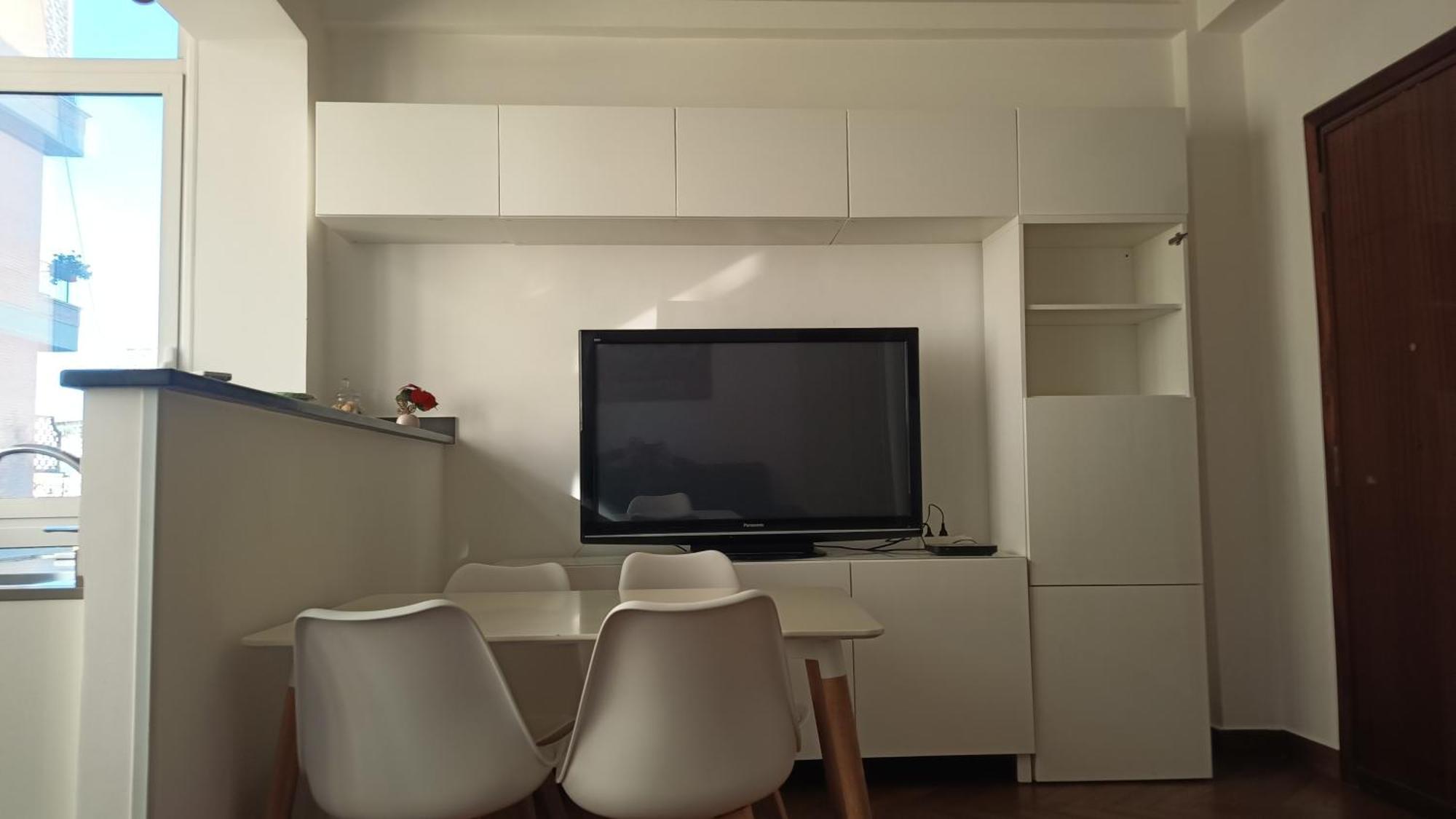 Appiano Fs Wifi Netflix Sky 2 Stops From San Pietro Ferienhaus *